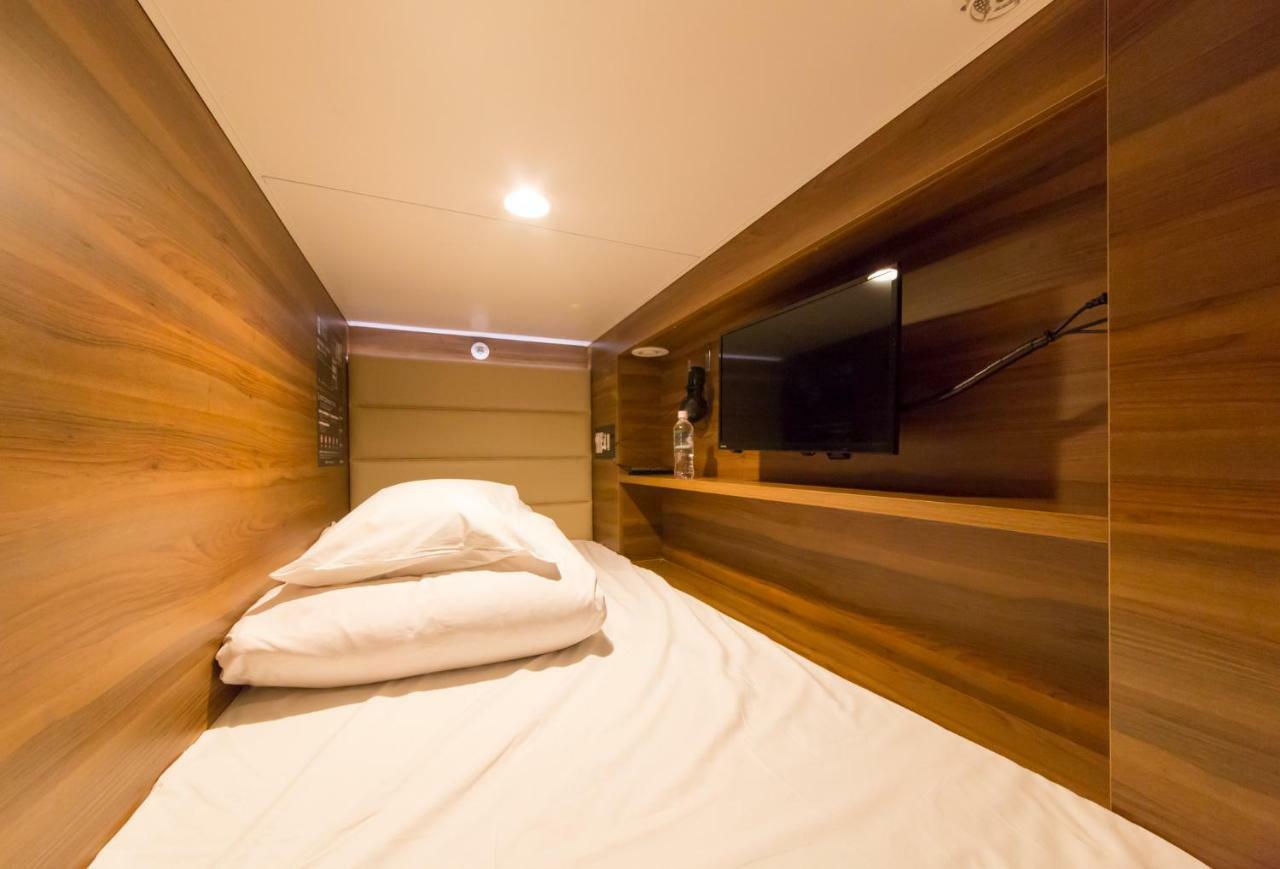 Sauna & Capsule Amza 大阪 外观 照片