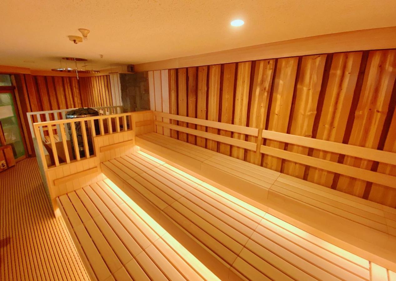 Sauna & Capsule Amza 大阪 外观 照片